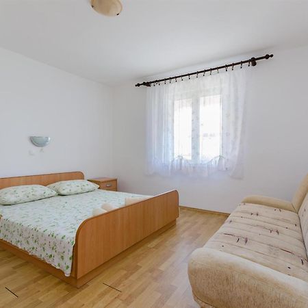 Apartments Ester ロパール エクステリア 写真